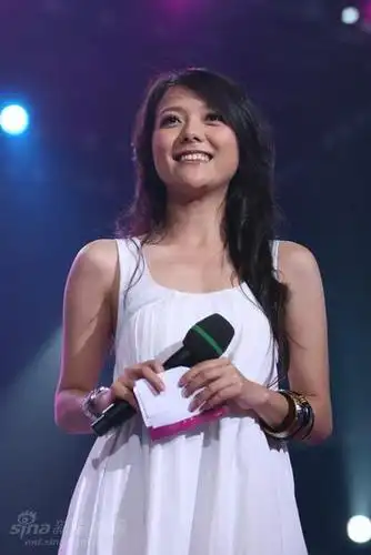 快女见面会-主持人杨乐乐