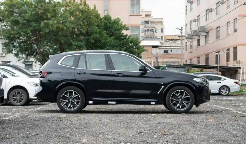 宝马 x3:豪华中型 suv 的魅力与挑战,你了解多少?