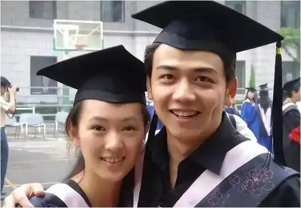 杨烁40岁遭万人嘲讽昔日荣光成泡影成功路漫漫为何轻易舍弃