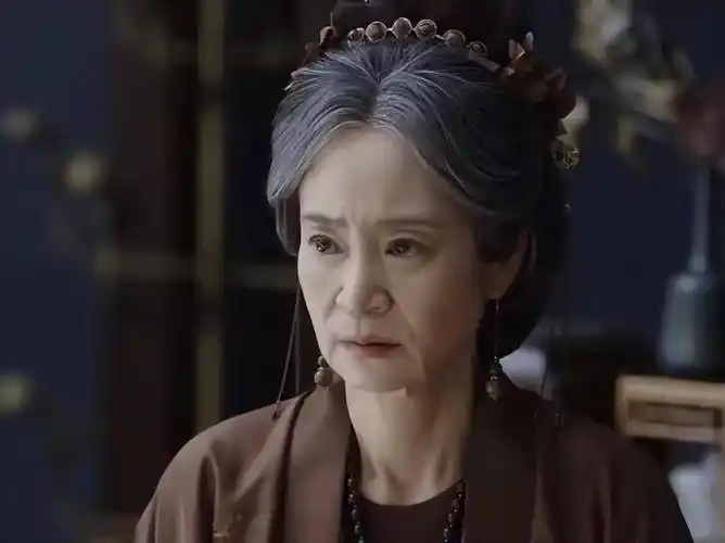 《庭院深深》演《墨雨云间》,从琼瑶到于正她走的是苦情路线_刘雪华