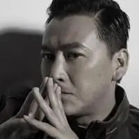 刘小锋头像 刘小锋微信头像图片 硬汉风范