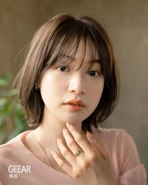 夏天的轻盈发型:日本女生之人气"高层次短发"造型灵感!