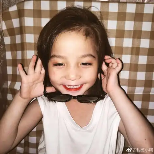 有哪些特别可爱的小孩子的微信头像