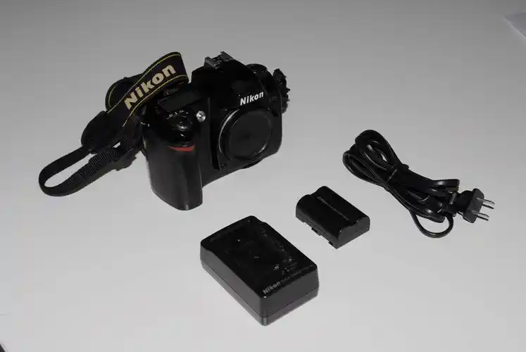 85新 尼康 尼康d70s机身,单电,原充,4g卡,快门线.