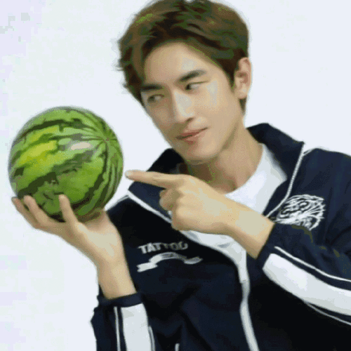 林更新 吃瓜群众 表情包#林更新的事业心##玫瑰的故事