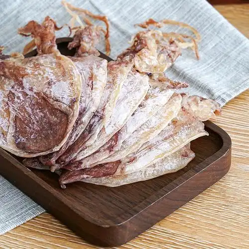 优选大号大鱿鱼干炭烤淡晒干不咸手撕芥末鱿鱼尤鱼儿童孕妇零食用