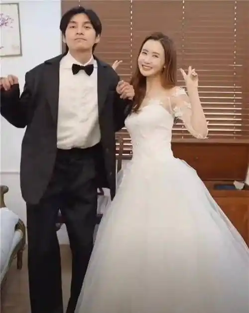 李多海官宣婚讯?