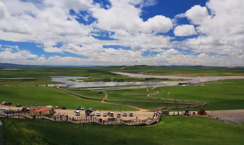 若尔盖县唐克镇——九曲黄河第一湾