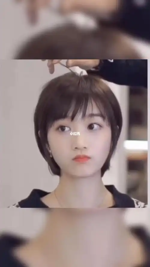 2021年女生短发发型推荐可盐可咸