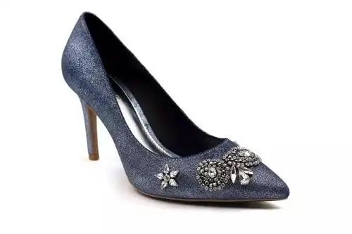 "一步登天"做街拍queen!美鞋这么搭才最in!