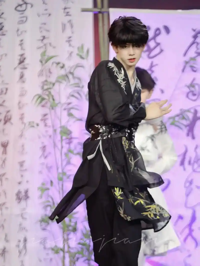 王浩  #养成系 #时代峰峻 #tf - 抖音