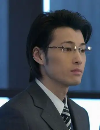 有谁知道" 海豚湾恋人>中徐泽亚带的眼镜"在那里有的出售?