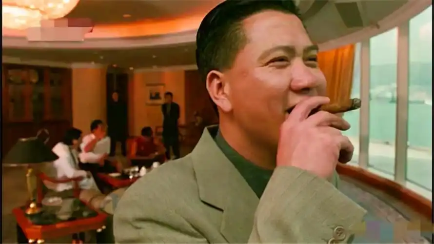 曾和周润发搭戏的万梓良,昔日荧幕中的霸气大哥,现实感情生活却一波三