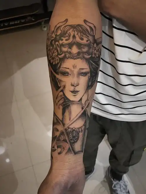 小臂· 艺伎_纹身图案手稿图片_白花花94的纹身作品集