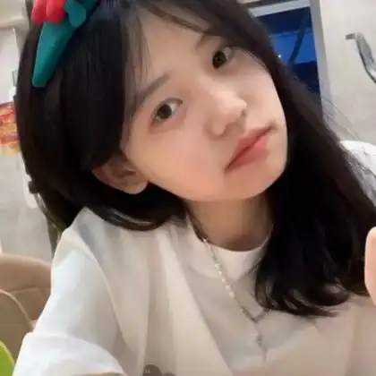 发呆的真人女头像,高清漂亮女生发呆真人头像图片_女生头像_头像屋