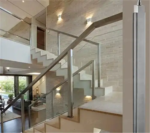 楼梯扶手转角设计时要注意什么 哪种楼梯扶手好