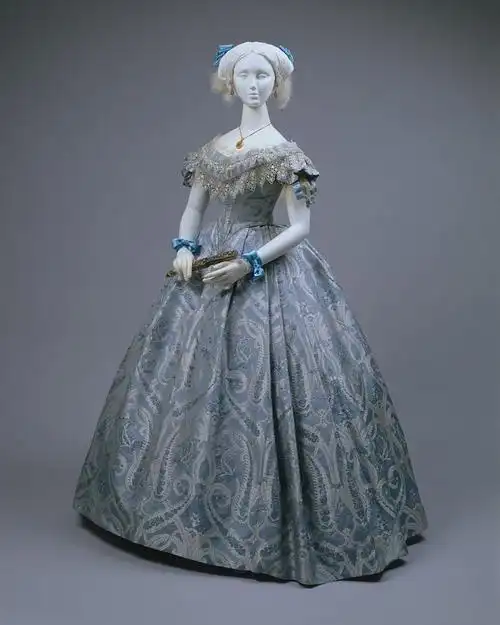 可可时期服饰图片洛可可宫廷裙欧洲洛可可宫廷服饰拿破仑时期女性服装