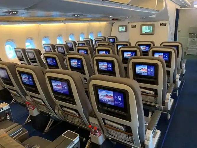 汉莎380超级经济舱lh722慕尼黑/北京飞行体验