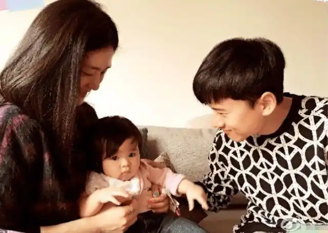 谢娜二胎宝宝名字首曝光无关乎性别合作商说漏嘴泄二胎时间线