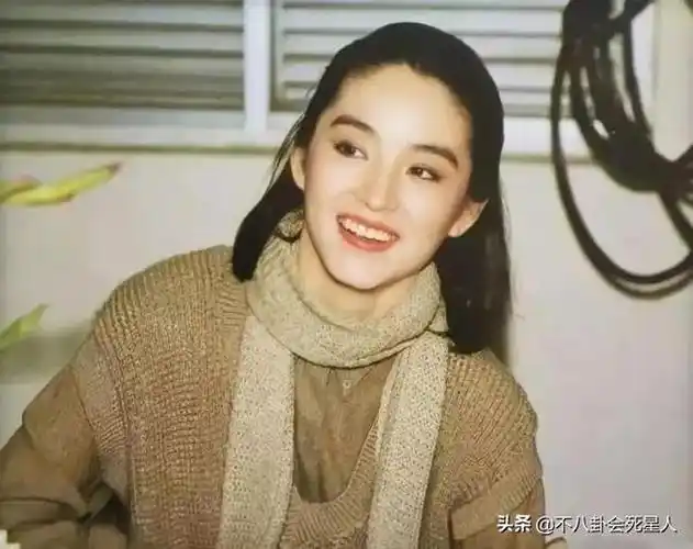 03"屁股下巴"的林青霞