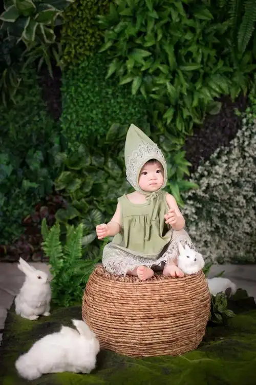 小泡泡周岁艺术照