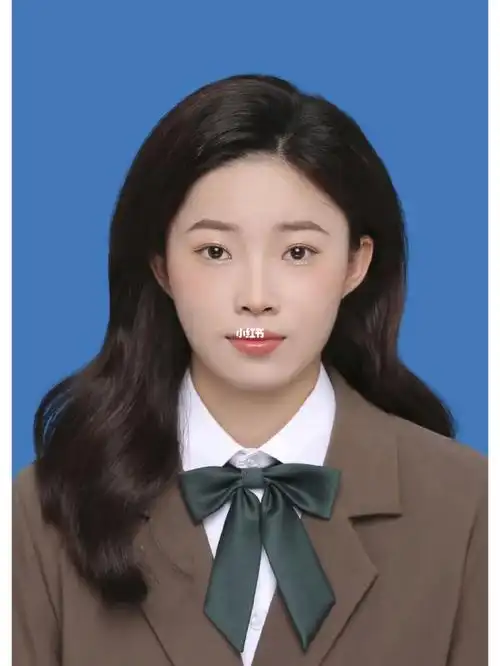 画了79拍的证件照你觉得值嘛