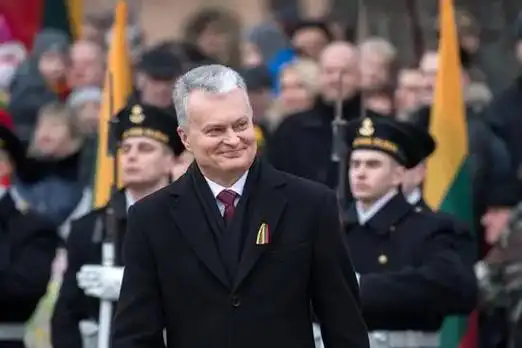 挑衅中国的下场!立陶宛损失惨重:1300多家企业倒闭,6万人失业