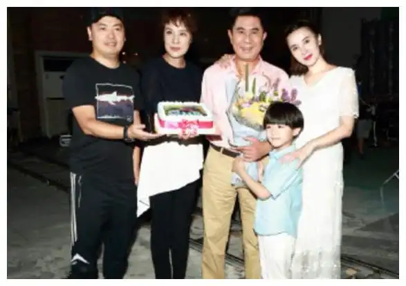 62岁郭凯敏两妻所生儿子都很帅气,大儿子神似他,幼子已进娱乐圈