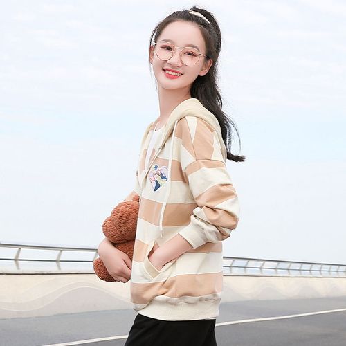 新款女外套宽松卫衣少女13岁大童2021秋季初中学生大码中学生秋装