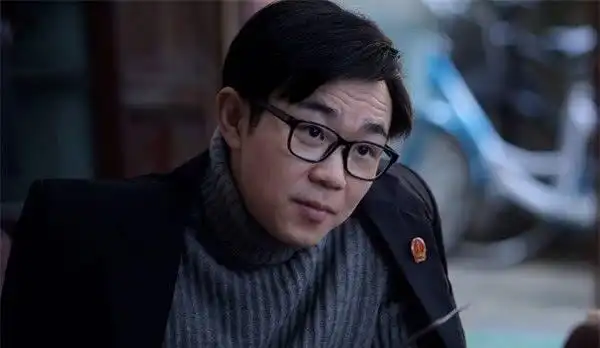 娱乐圈中5位喜剧男演员岳云鹏有喜感最后一位被称喜剧大师