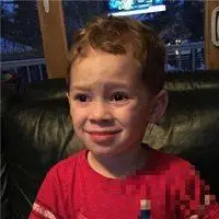 奶思小男孩表情包图片_微信头像图片大全