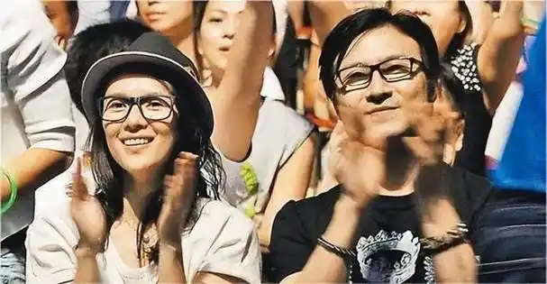 李亚鹏汪峰开创了前夫赛道