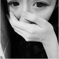 哭泣的头像女生 女生伤感流泪哭泣的头像图片