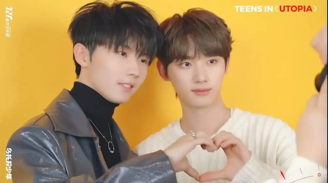 卧槽卧槽卧槽#祺鑫 比心啊卧槽!#文轩 #翔霖  三对又 - 抖音