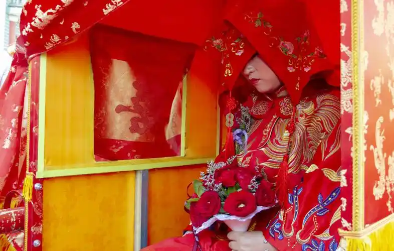 满族小镇上的婚礼