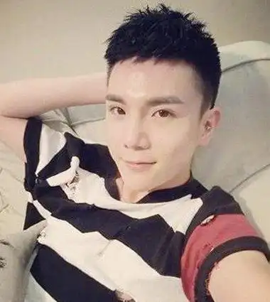 男生短发毛碎发型图片 男生短碎发好看吗