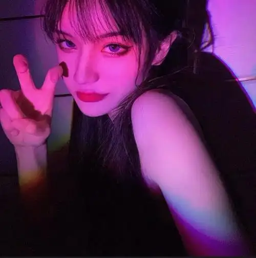 真人真实头像女霸气