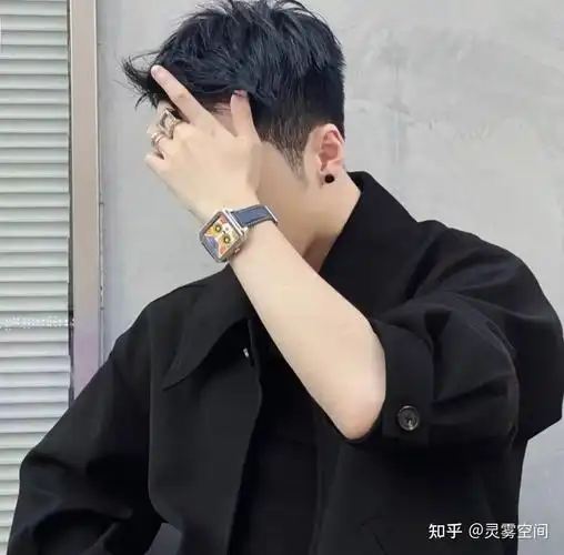 有没有这种色调风格类型的渣男头像