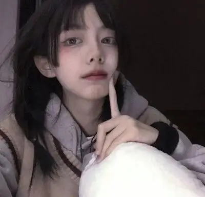 玩网女生背景图