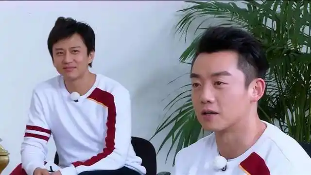 郑恺来面试讲一口流利英文,一脸的自信满满,邓超表情亮了!
