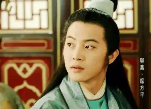 沙溢深夜晒军艺毕业照,谁年轻还不是盛世美颜