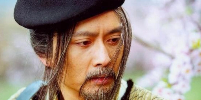 《天外飞仙》里老夫子说,爱一个人可以爱到不爱,这是为什么?