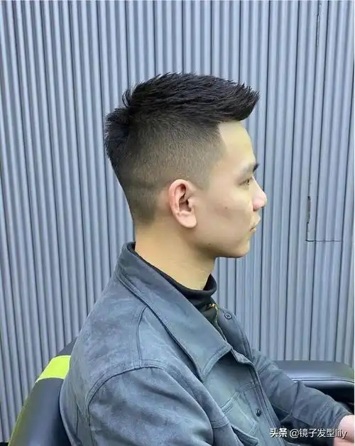 圆头发型图片男,圆头男生适合什么发型(最具人气男士发型来了)