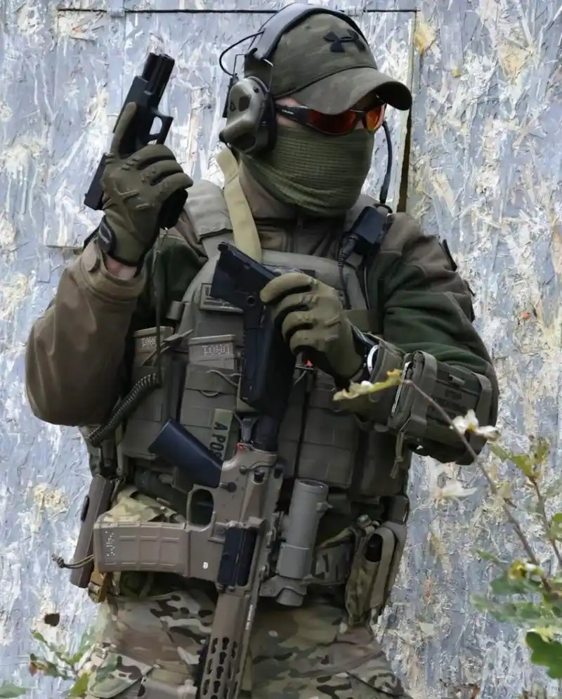 军事# #军迷大作战# #特警# #战术装备# #战术穿搭# #单兵装备