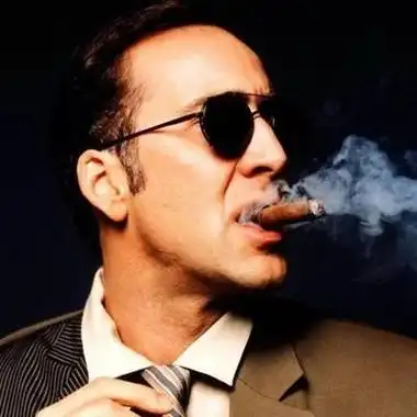 大叔抽烟头像成熟稳重男生抽烟沧桑头像男人成熟沧桑头像抽烟图成熟