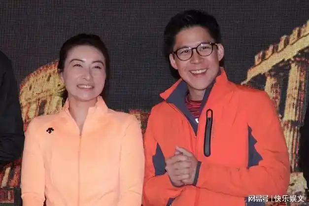 42岁郭晶晶为老公庆生身家超120亿过普通人生活每天陪伴家人