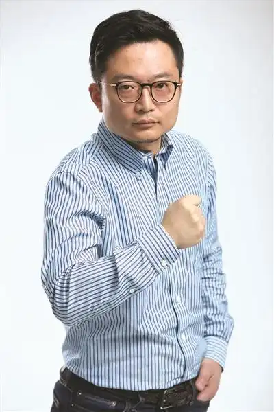 马杰:站在科技和人文十字路口的安全极客