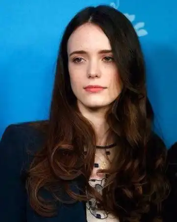 方脸女生适合一次性发型中长发(方脸女生适合的披发散发发型)(6)