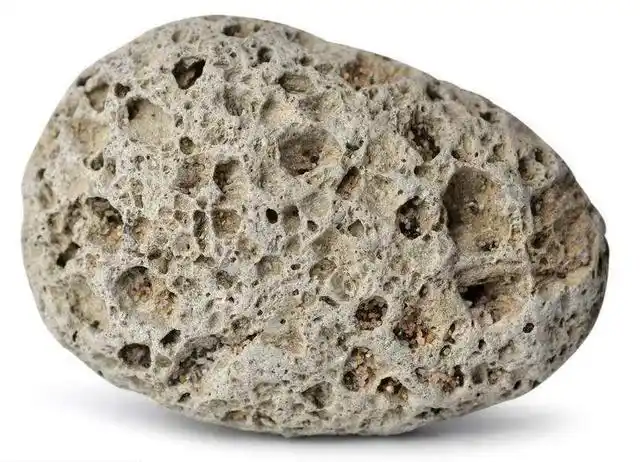 浮石另一方面,由于岩浆喷出地表,就会快速冷却,所以喷出岩多形成细粒