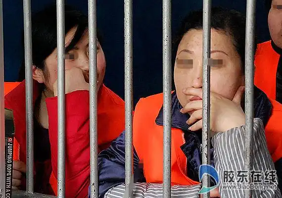 镜头记录看守所内女犯的生活